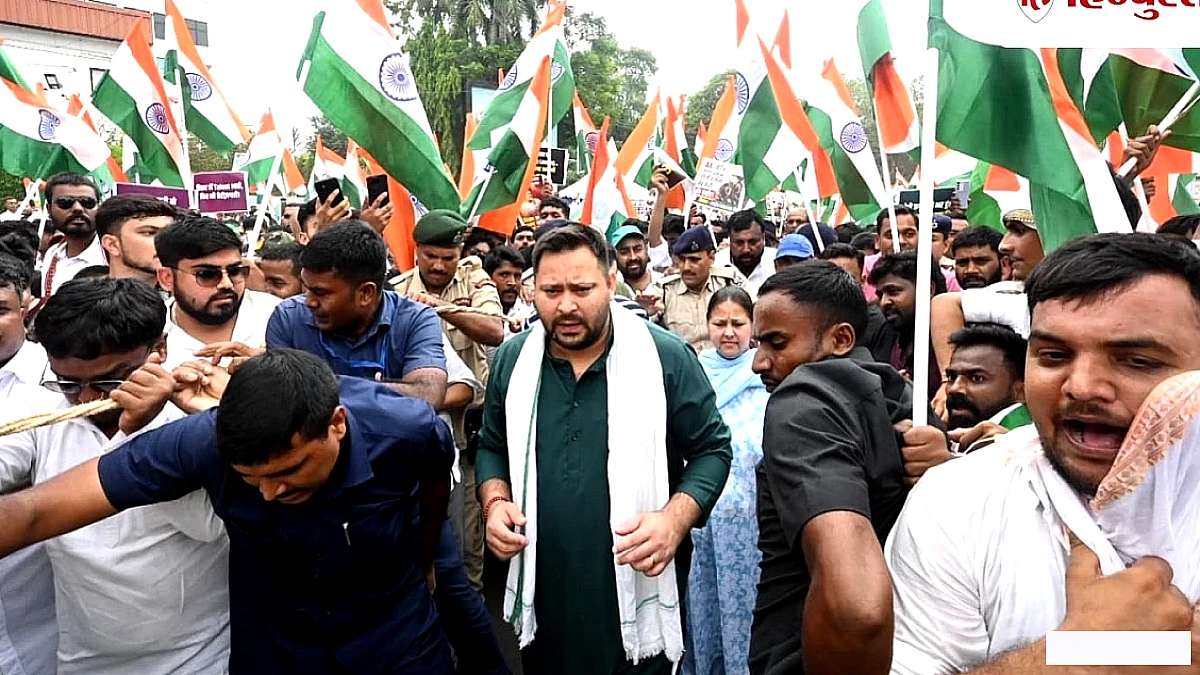 पांच साल बाद सड़क पर कैसे उतरे तेजस्वी यादव? 11 साल बाद राजद का राजभवन मार्च