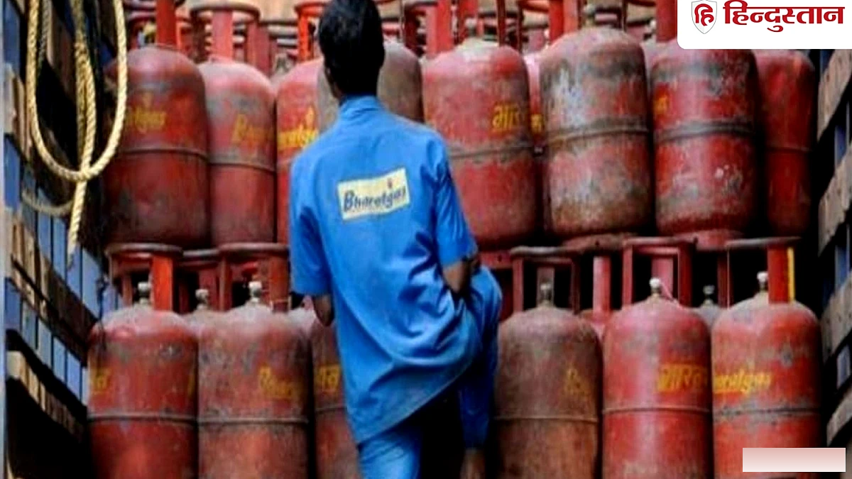 LPG सिलेंडर के लिए सरकार दे रही ₹3000, आज से इन ग्राहकों के खाते में आएंगे पैसै